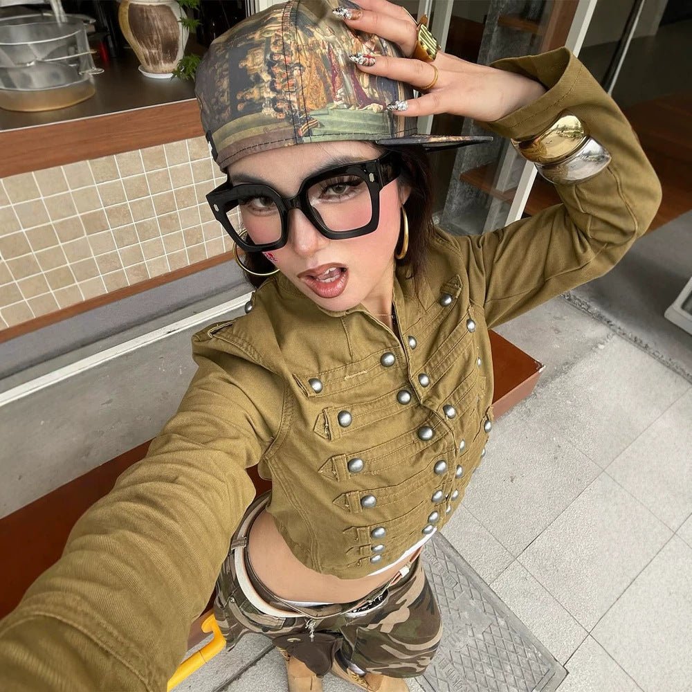 Women short-cut military-inspired cargo jacket with decorative button placket Chichicherry - Chichicherry