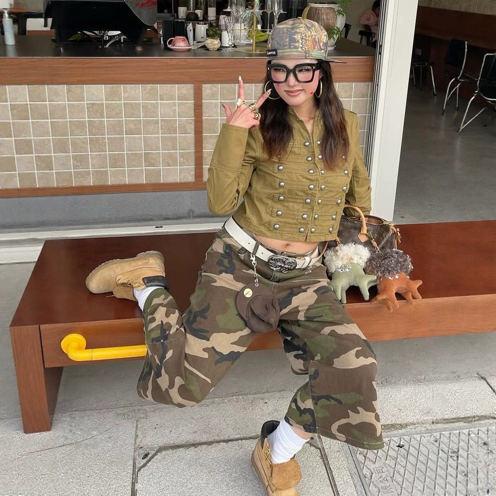 Women short-cut military-inspired cargo jacket with decorative button placket Chichicherry - Chichicherry
