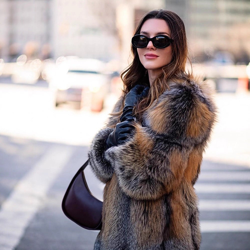 Women short cut oversized faux fur coat with voluminous shawl collar Chichicherry - Chichicherry