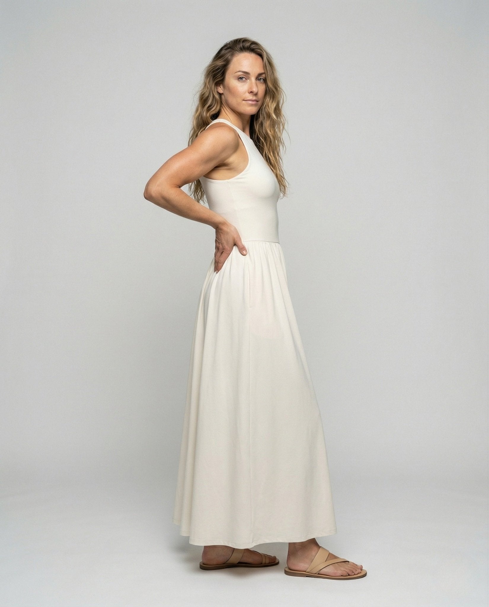 Women Sleeveless Maxi Dress with Ribbed Top - Chichicherry