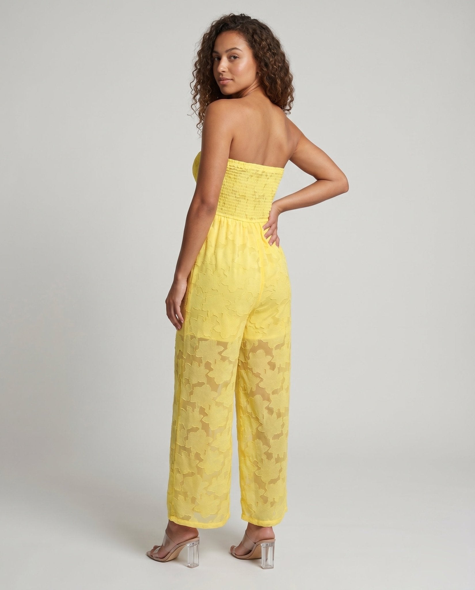 Women Stylish and airy jumpsuit with floral pattern - Chichicherry