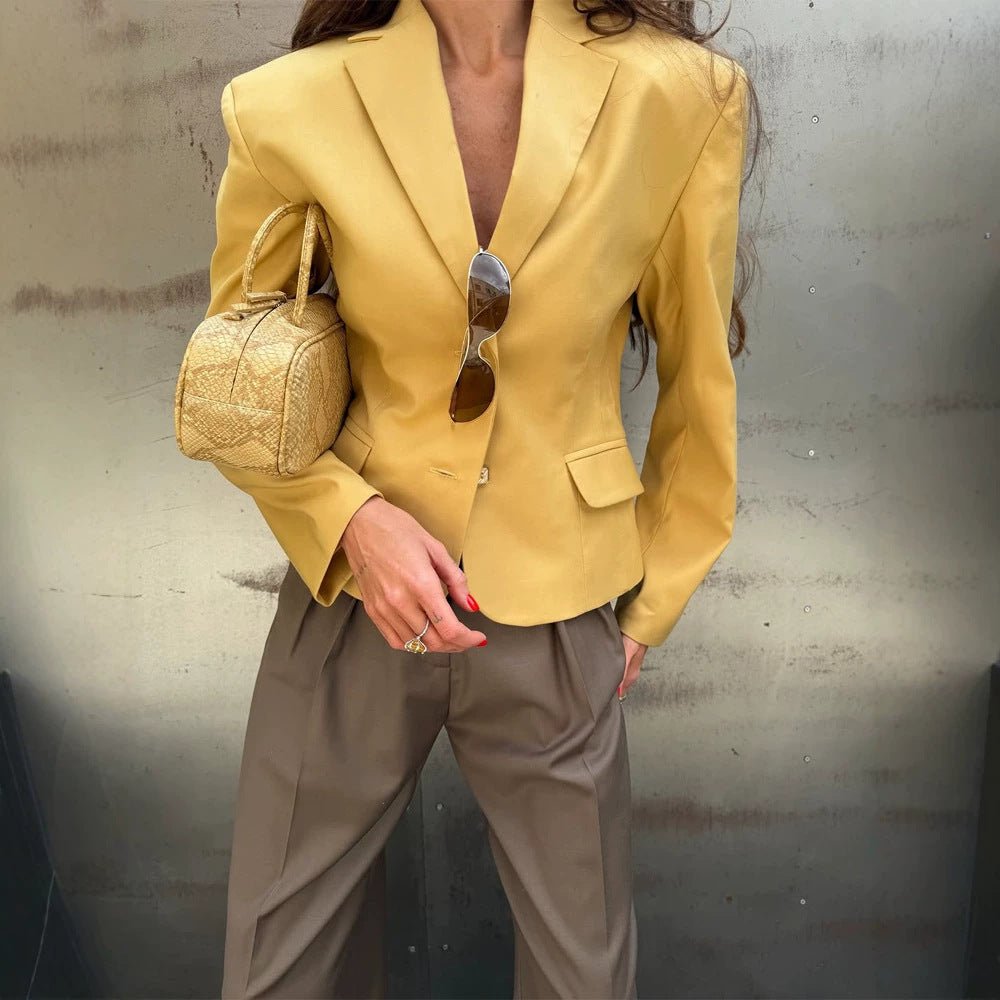 Women Tailored Blazer with Structured Shoulder and Figure-Shaping Silhouette Chichicherry - Chichicherry