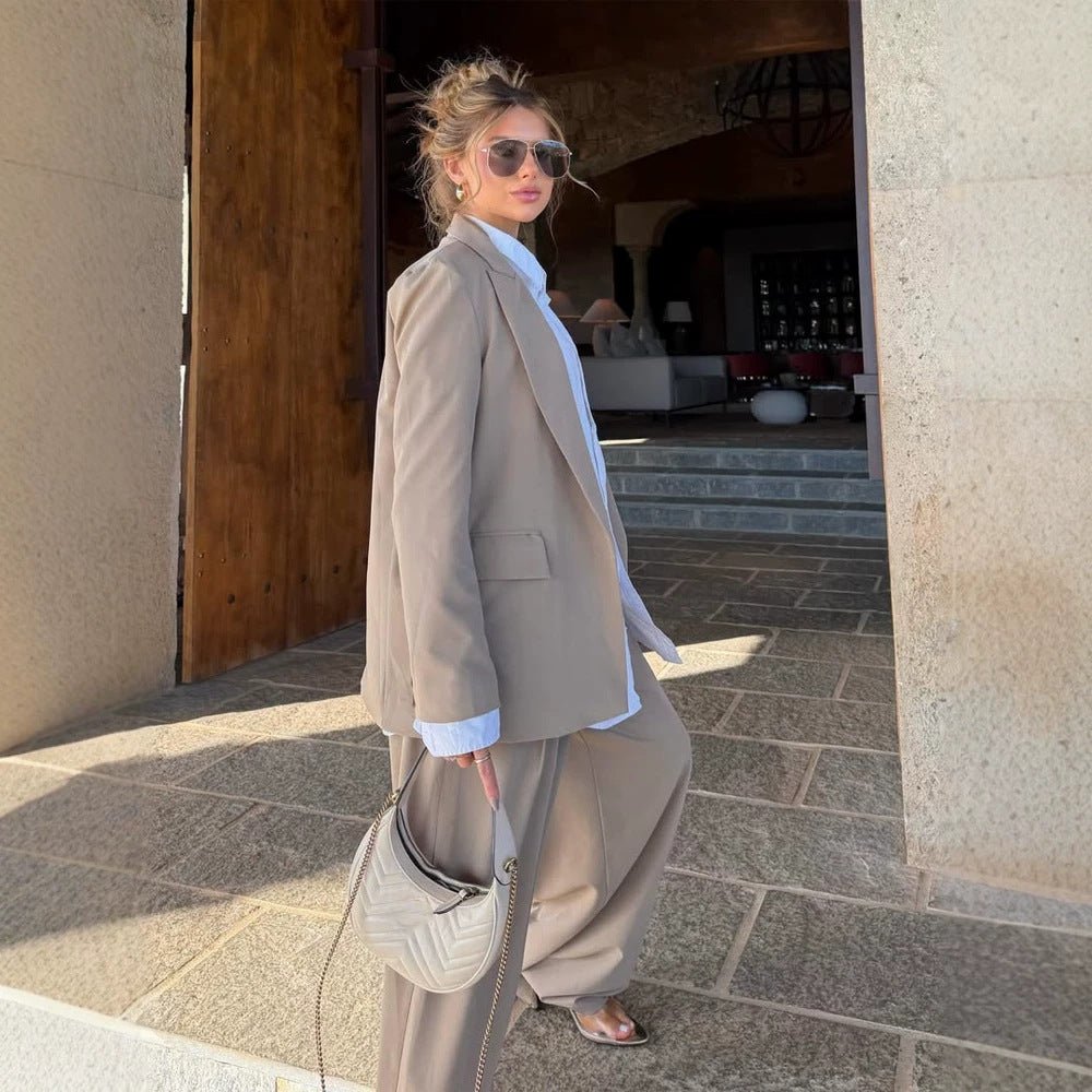 Women Three-Piece Tailoring Set with Corset Top, Oversized Blazer and Pleated Wide-Leg Pants Chichicherry - Chichicherry