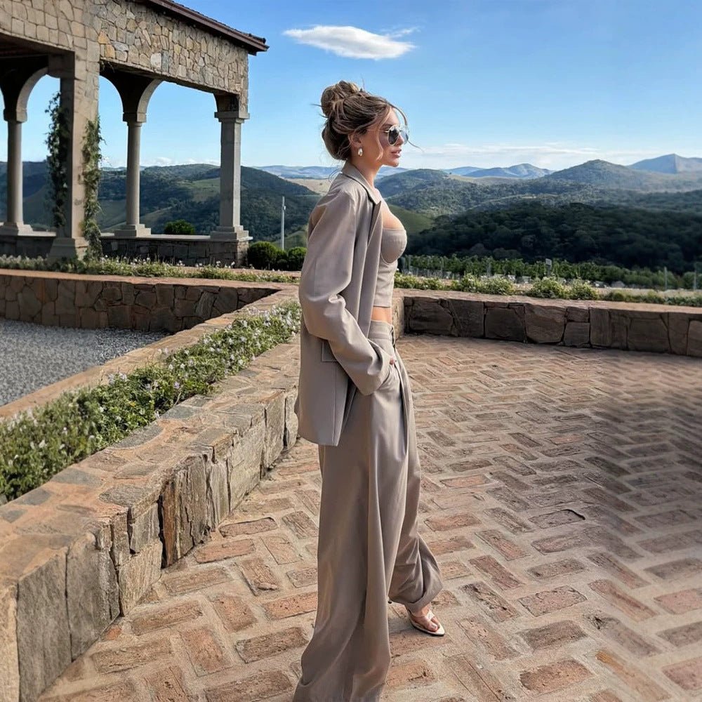 Women Three-Piece Tailoring Set with Corset Top, Oversized Blazer and Pleated Wide-Leg Pants Chichicherry - Chichicherry