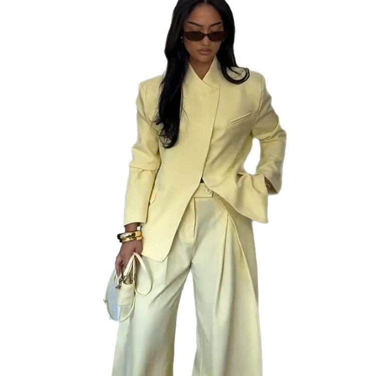Women Two-Piece Oversized Blazer with Stand Collar and Wide Pleated Trousers Chichicherry - Chichicherry