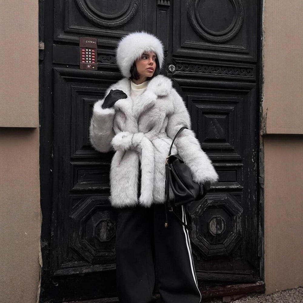 Women Voluminous Short Coat made of Faux Fur with Waist Belt and Oversized Shawl Collar Chichicherry - Chichicherry