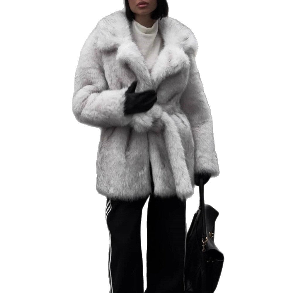 Women Voluminous Short Coat made of Faux Fur with Waist Belt and Oversized Shawl Collar Chichicherry - Chichicherry