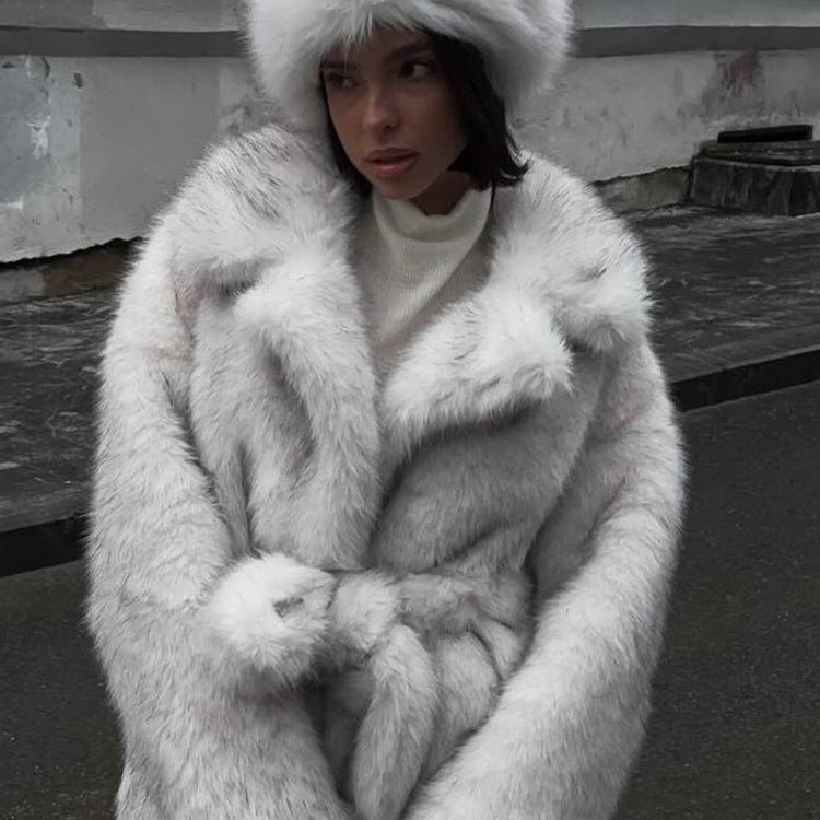 Women Voluminous Short Coat made of Faux Fur with Waist Belt and Oversized Shawl Collar Chichicherry - Chichicherry
