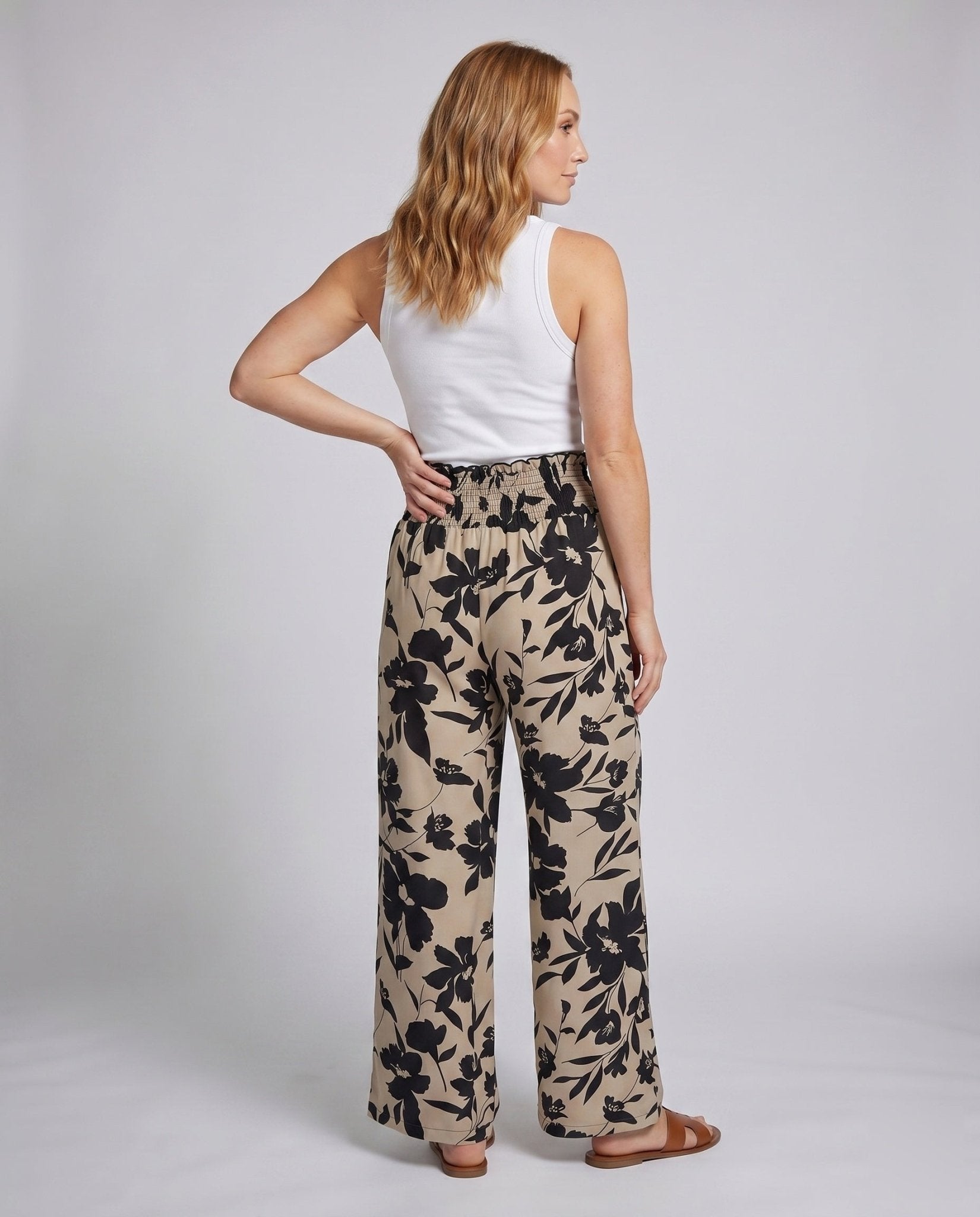 Women Wide-Leg Summer Pants with Floral Print and Elastic Waistband - Chichicherry
