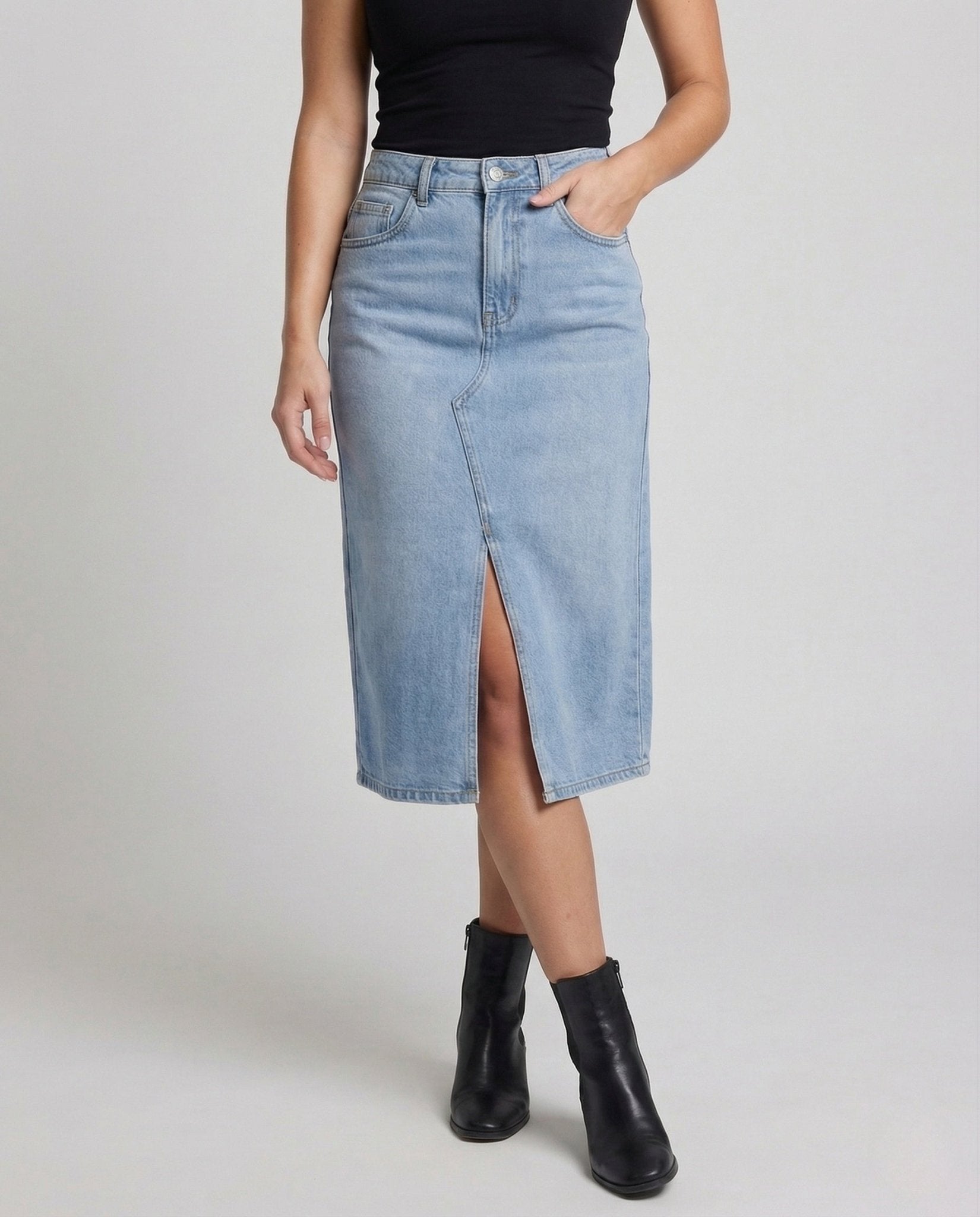 Women's A-line denim skirt with slit - Chichicherry