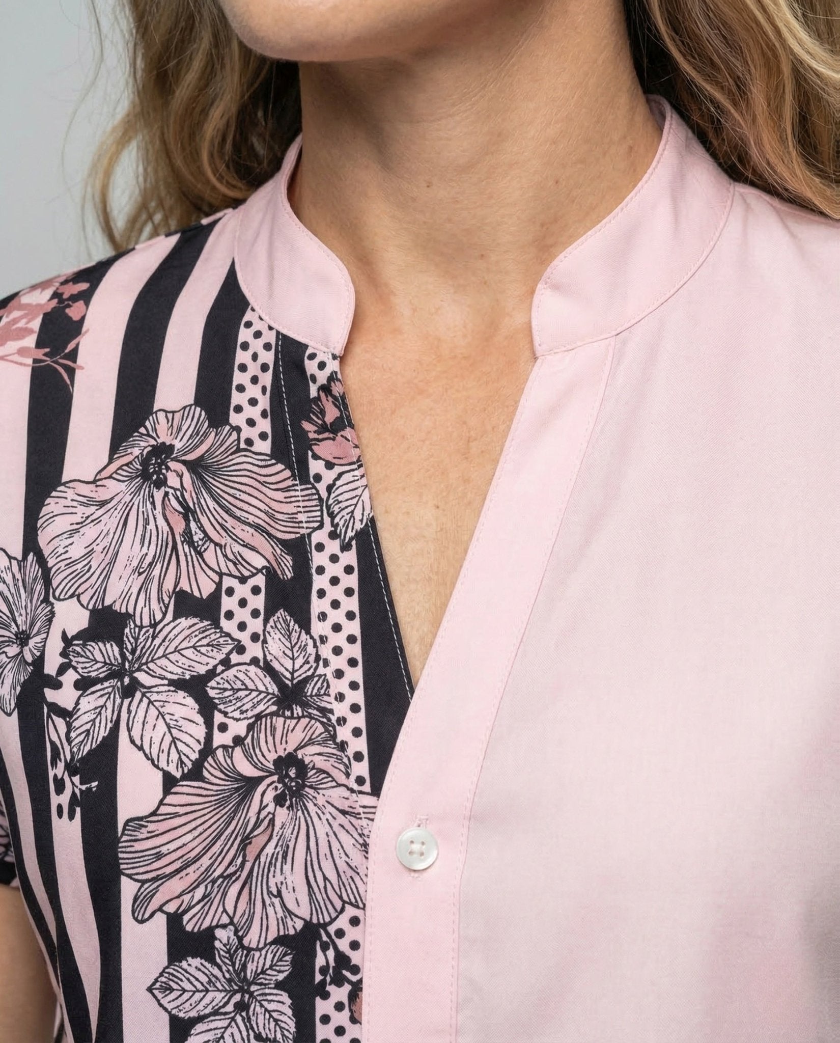 Women's Blouse Shirt Stand Collar Floral Print - Chichicherry