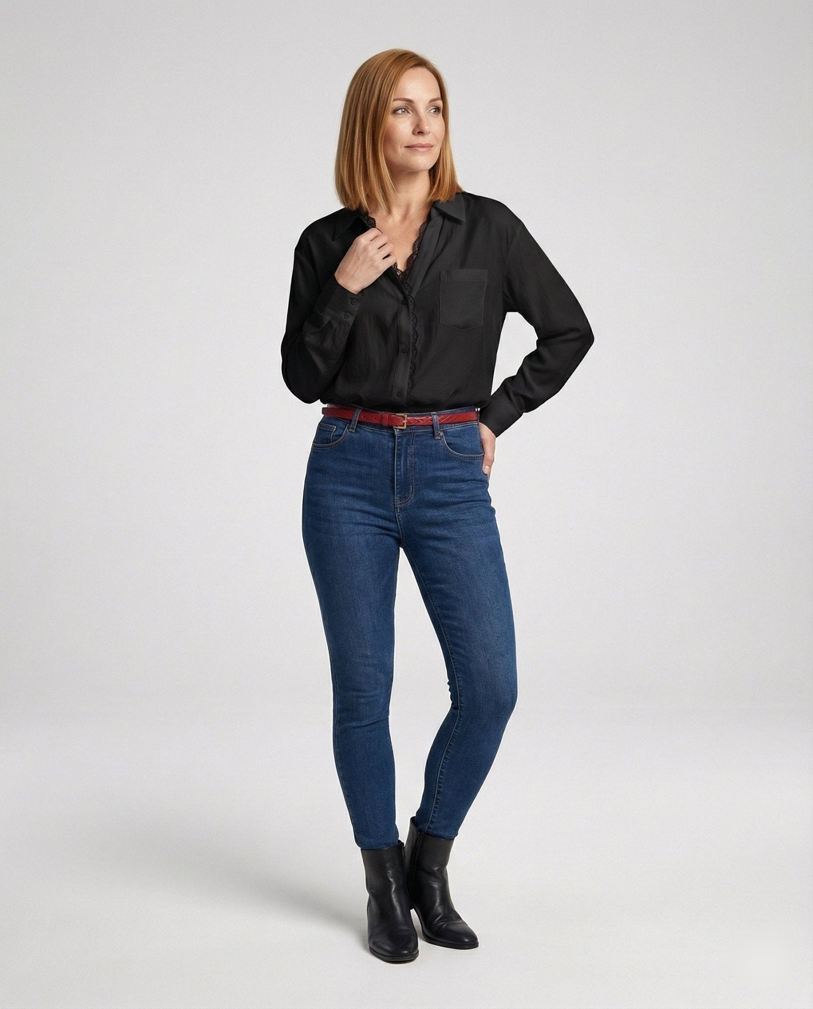 Women’s blouse with lace accents - Chichicherry
