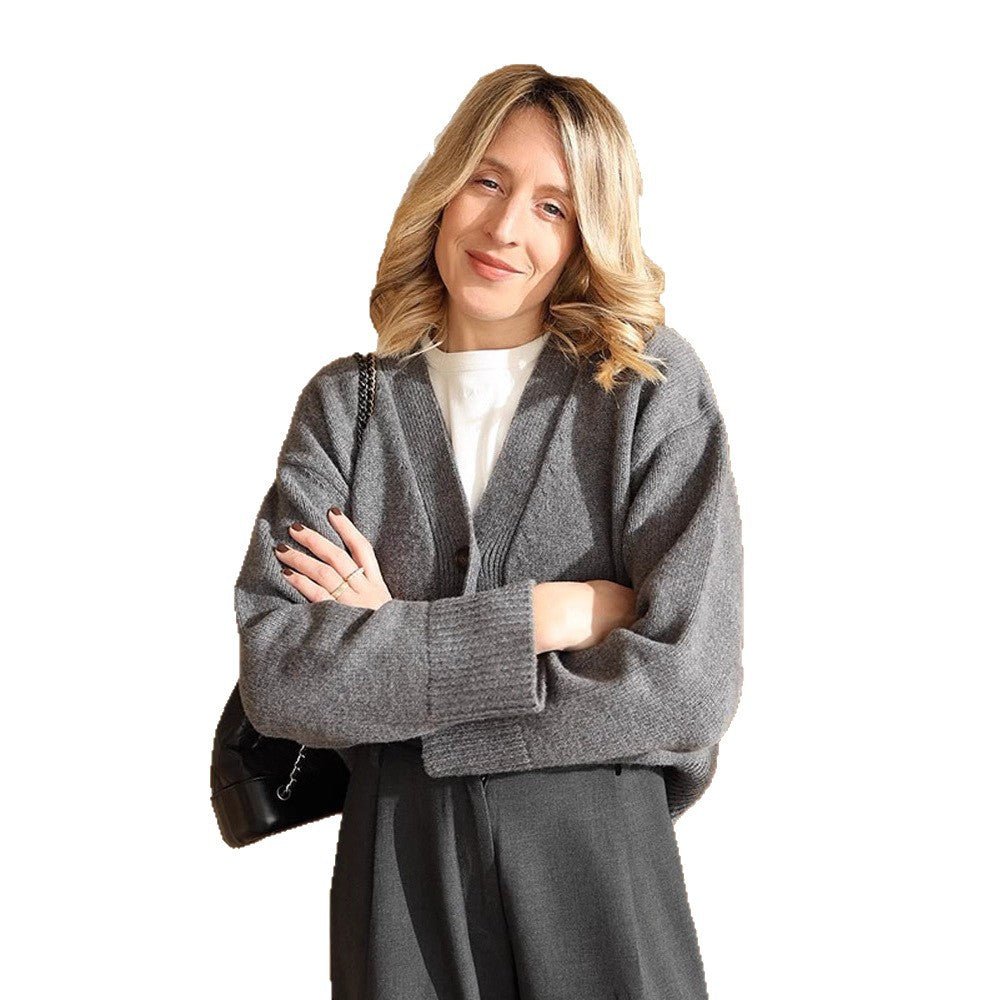 Women's Boxy Cardigan with V-Neck, Patch Pockets, and Horn Buttons Chichicherry - Chichicherry