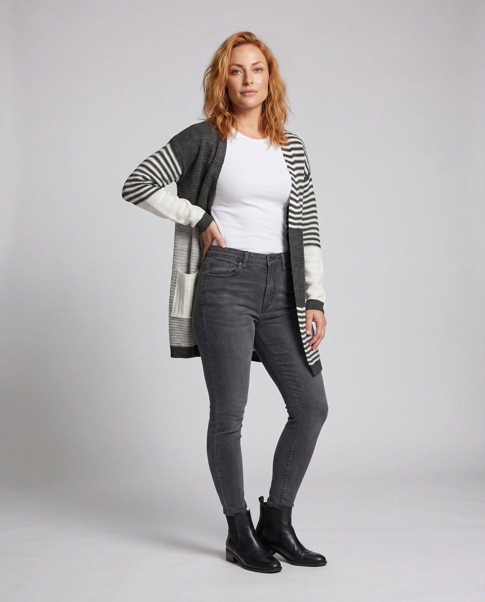 Women's cardigan with fashionable block stripe design and practical pockets - Chichicherry