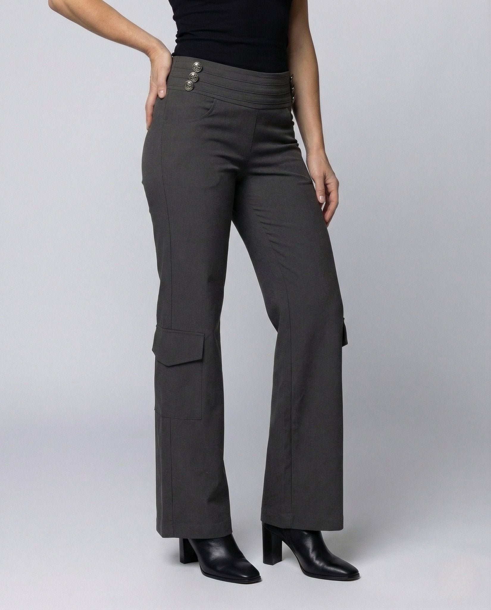 Women's Cargo Flared Trousers with Pockets - Chichicherry