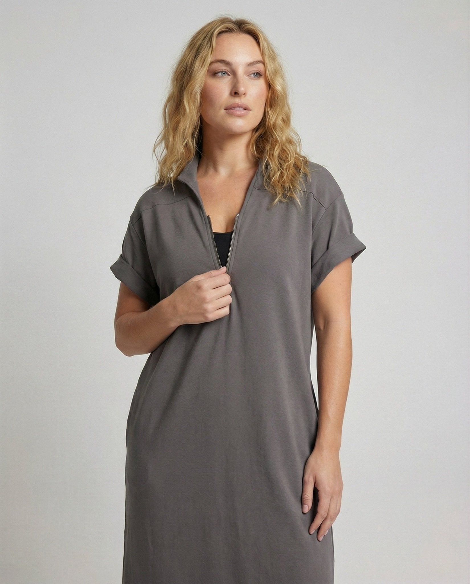 Women's casual midi dress with zipper - Chichicherry