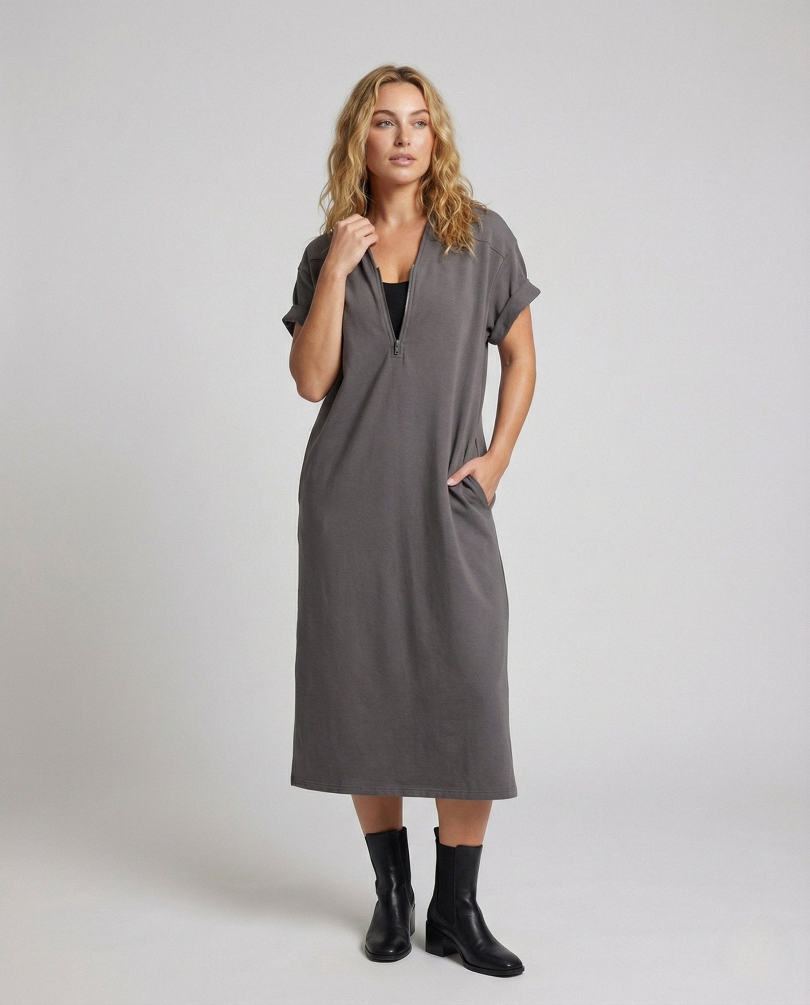 Women's casual midi dress with zipper - Chichicherry