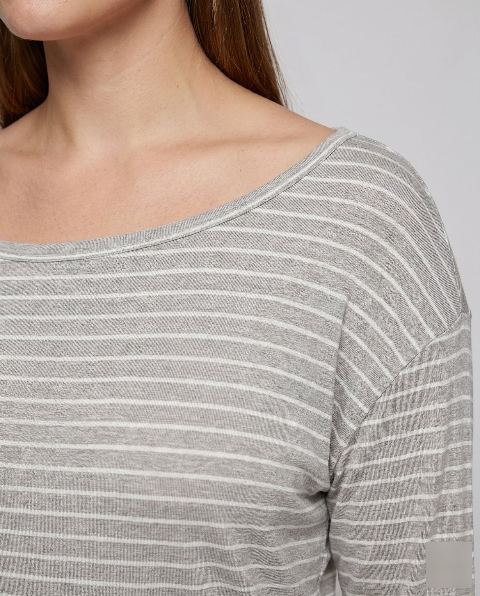 Women’s casual oversized shirt with wide, asymmetrical cut - Chichicherry
