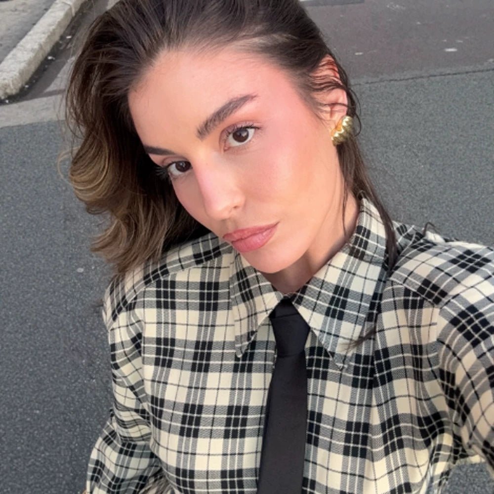 Women's Check Shirt Jacket with Emphasized Shoulders and Oversized Cut Chichicherry - Chichicherry
