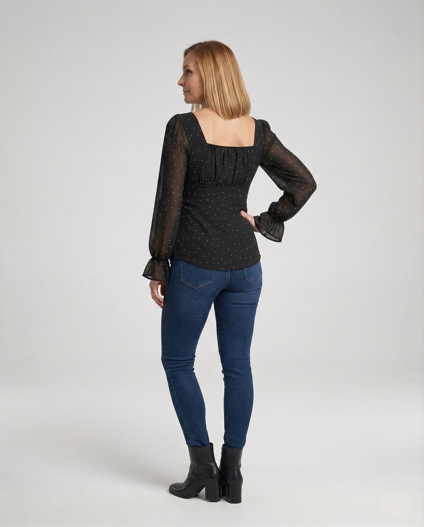 Women's chiffon blouse with square neckline - Chichicherry