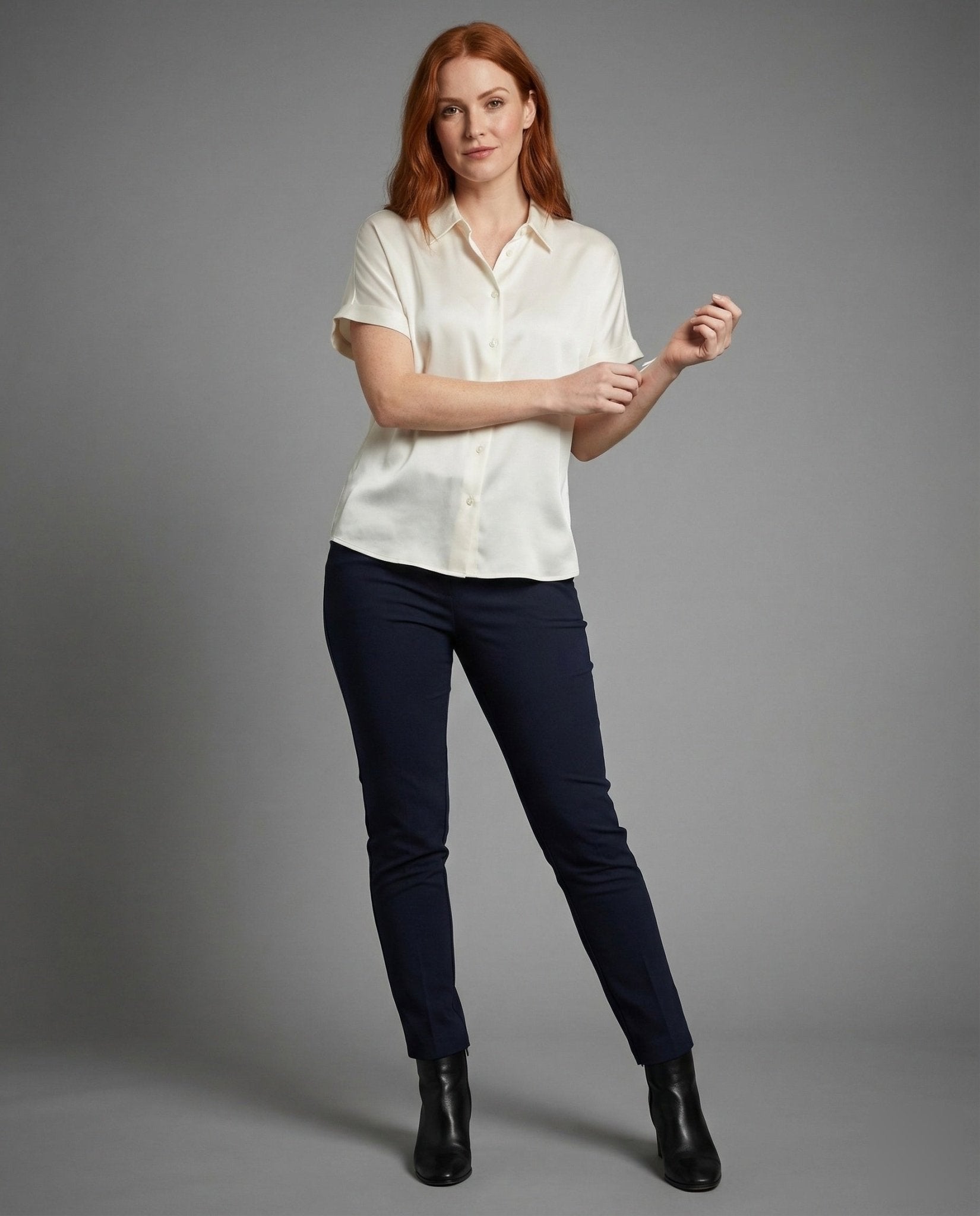 Women's Classic Short Sleeve Shirt Blouse - Chichicherry