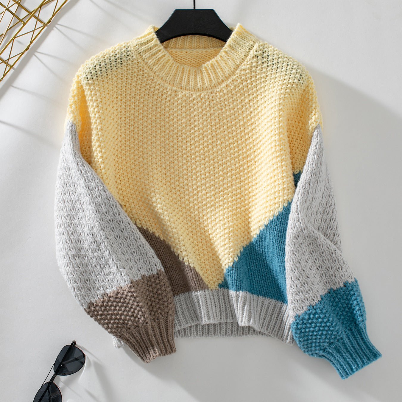 Women's Color - Block Knit Sweater - Chichicherry