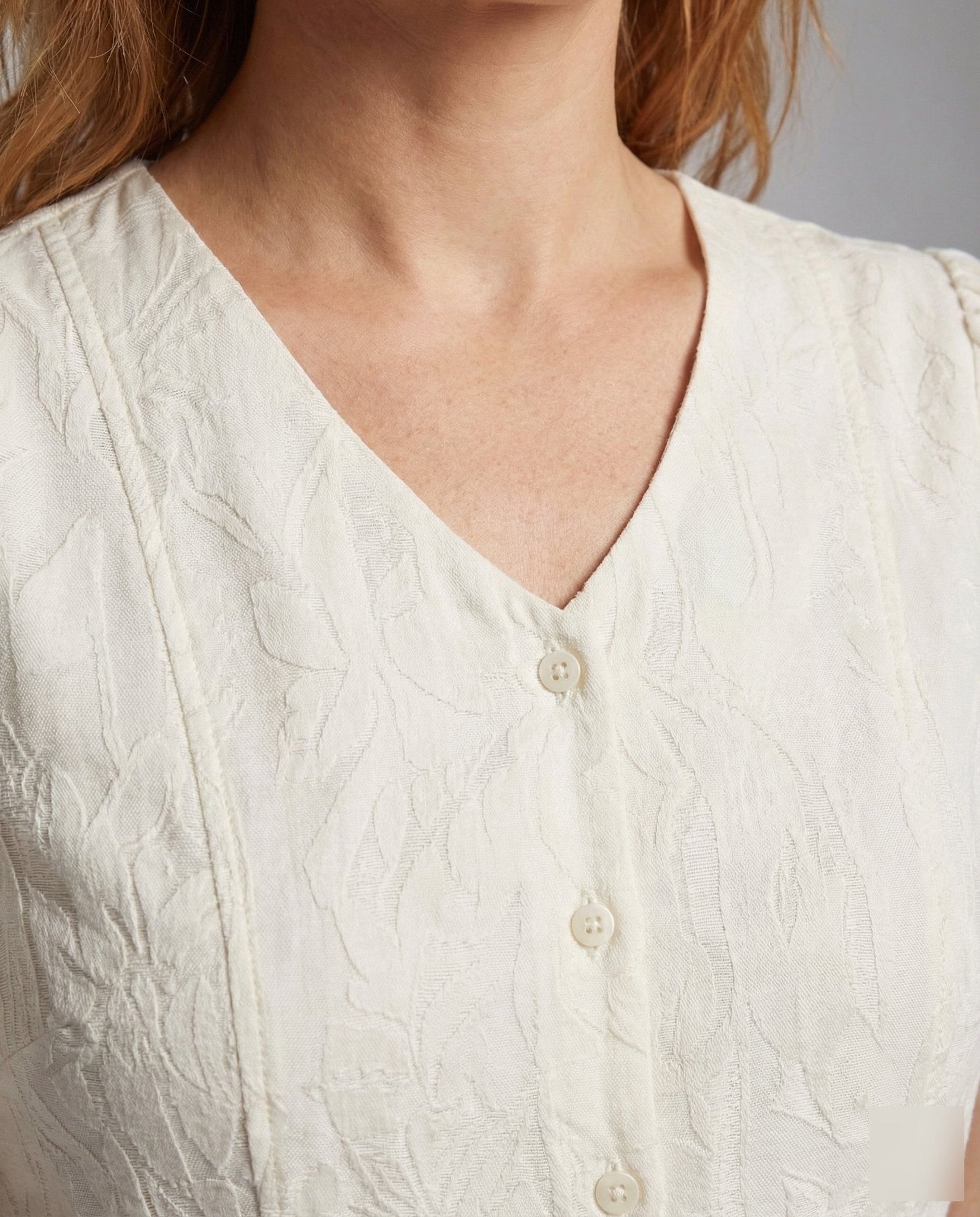 Women's cotton linen blouse with ruffle - Chichicherry