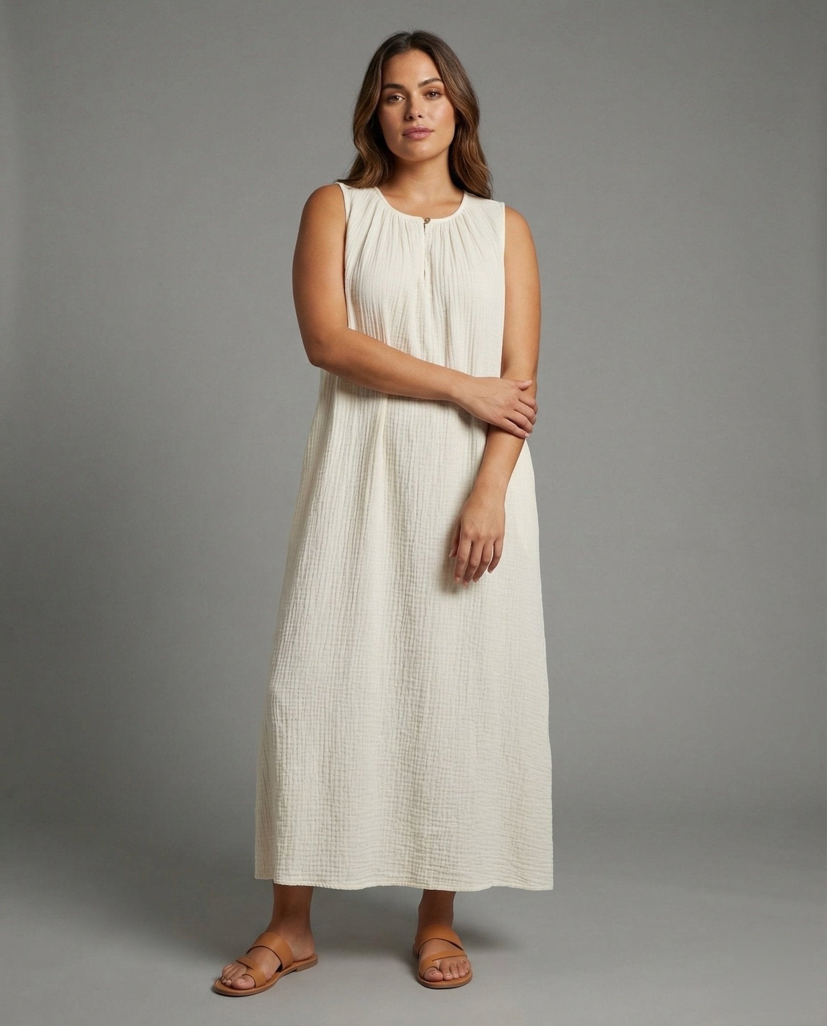 Women's Crinkled Floor-Length Maxi Dress - Chichicherry