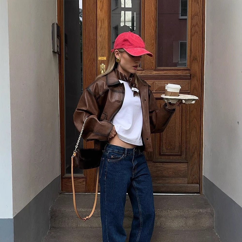 Women's cropped boxy jacket made of vegan leather with shirt collar Chichicherry - Chichicherry