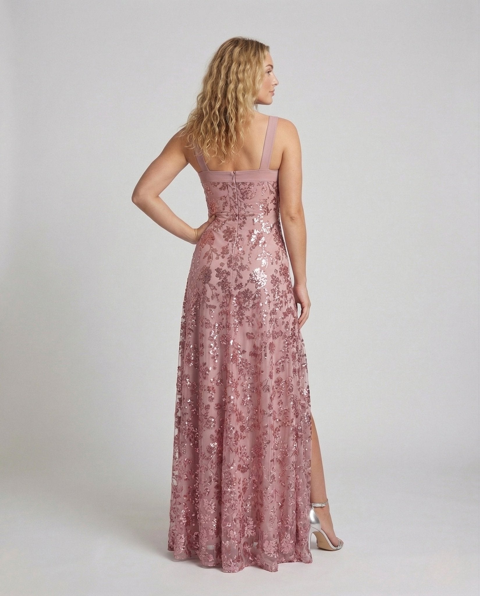 Women's Evening Dress Fitted Sequin Side Slit - Chichicherry
