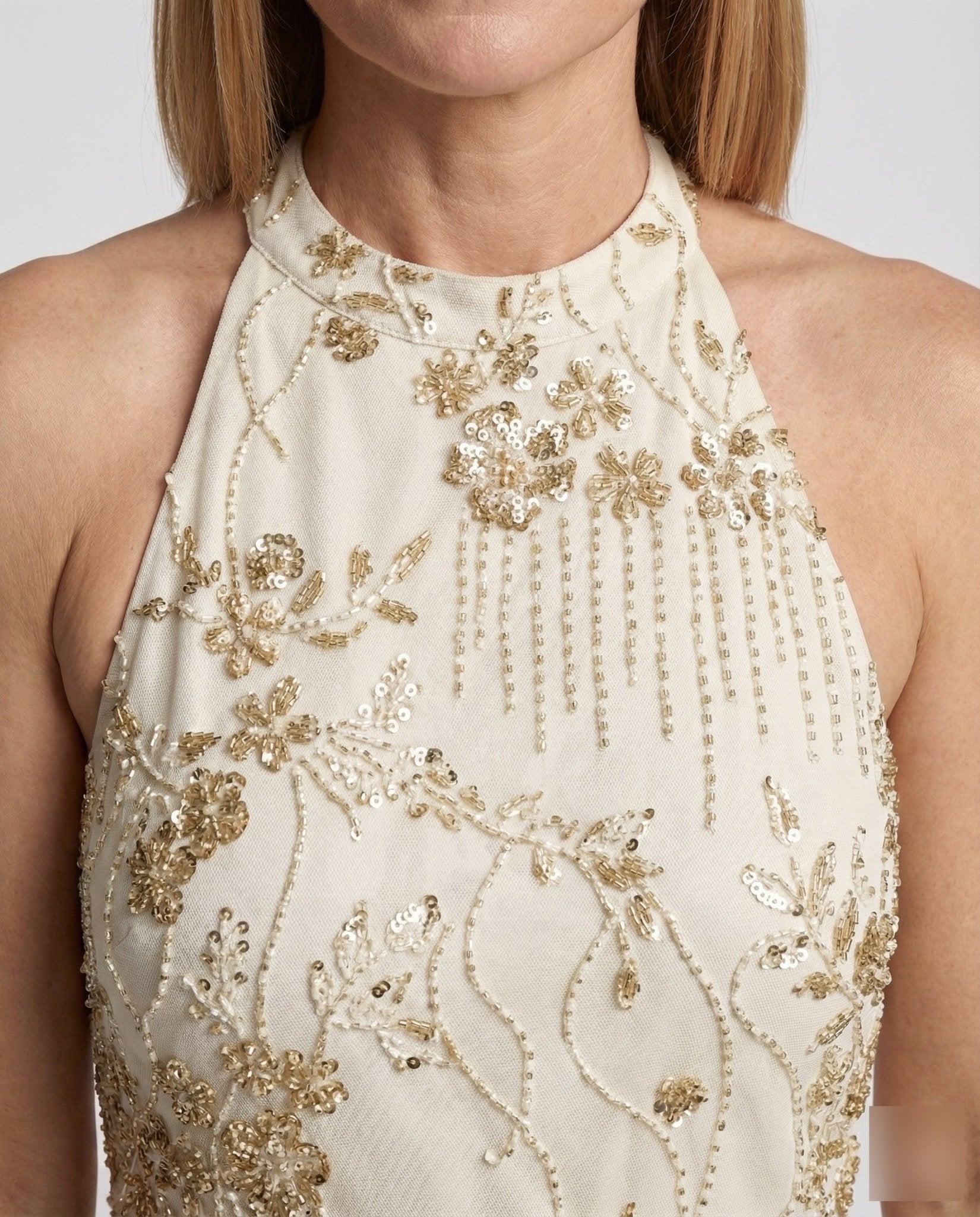 Women's evening dress short with embroidery - Chichicherry