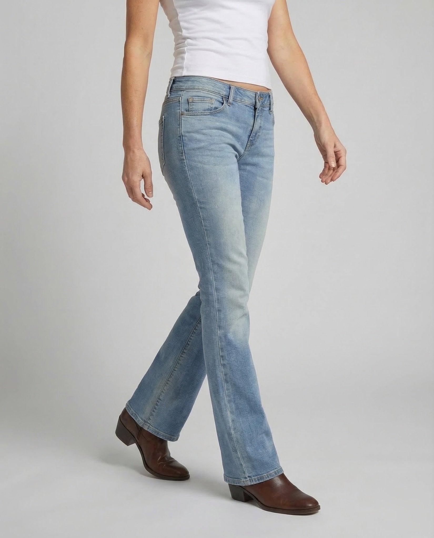 Women's Flared Jeans Low Waist - Chichicherry