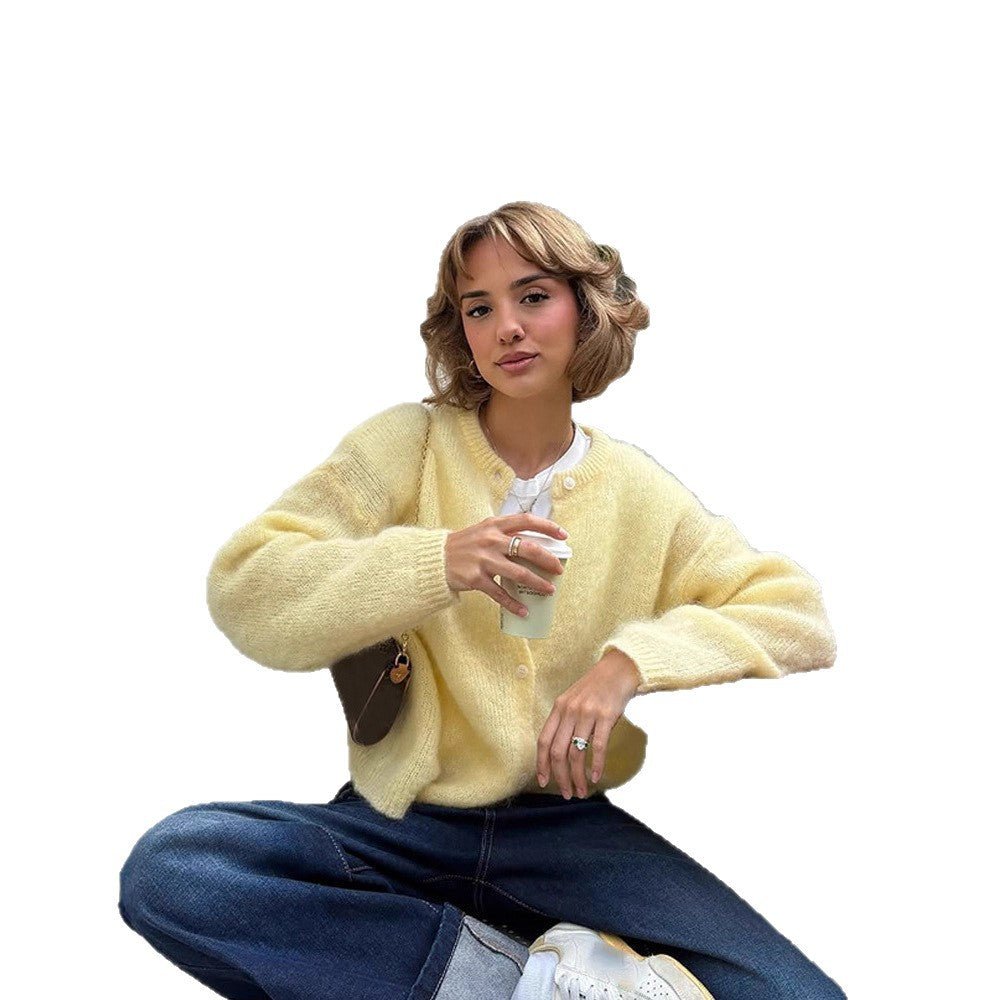 Women's Fluffy Short Jacket made of Mohair Mix with Round Neck and Boxy Silhouette Chichicherry - Chichicherry