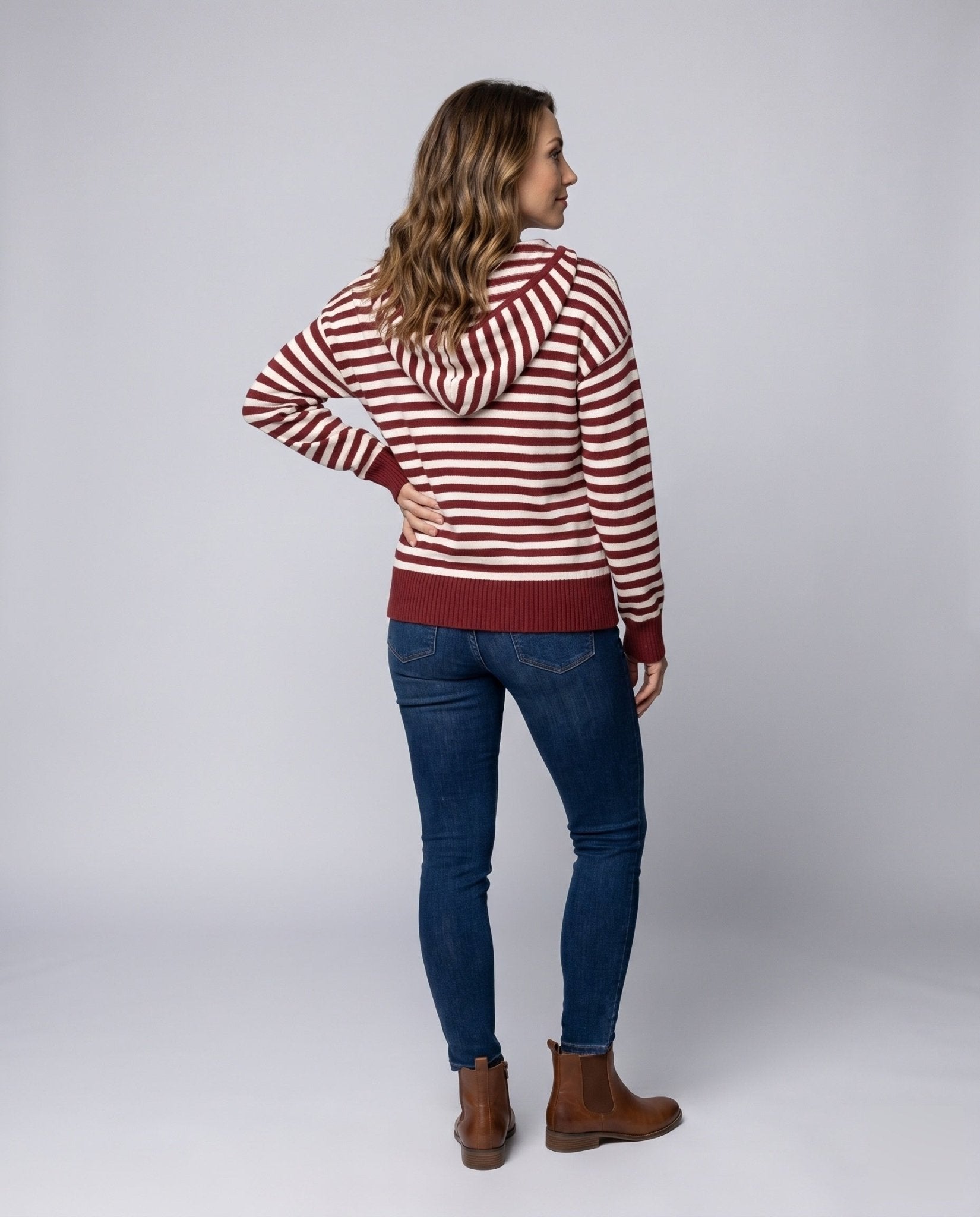 Women's hooded sweatshirt with striped design and half zipper - Chichicherry