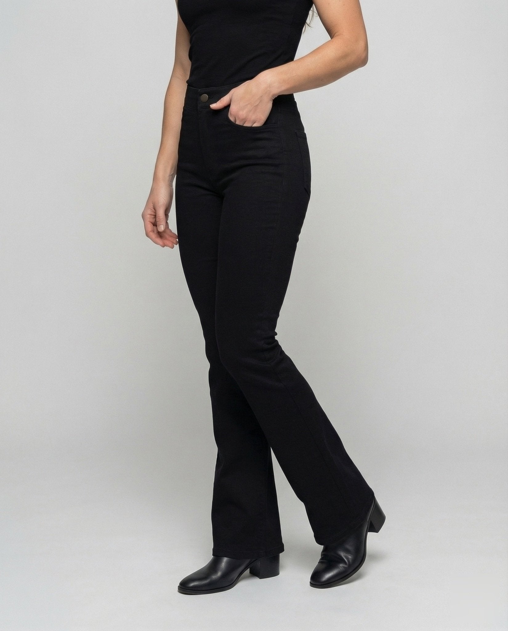 Women's Jeans Flared High Waist - Chichicherry