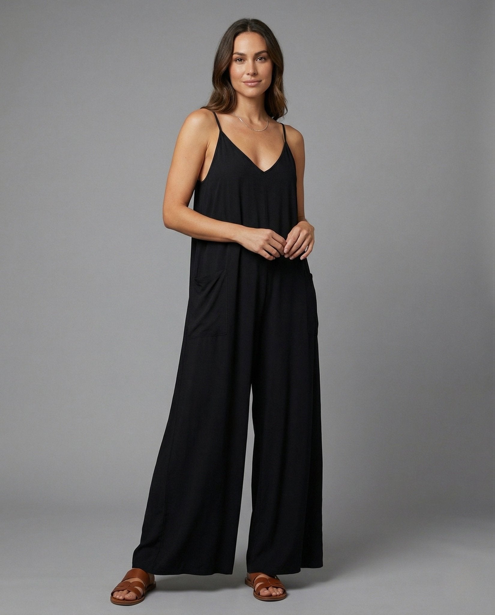 Women's jersey jumpsuit with spaghetti straps - Chichicherry