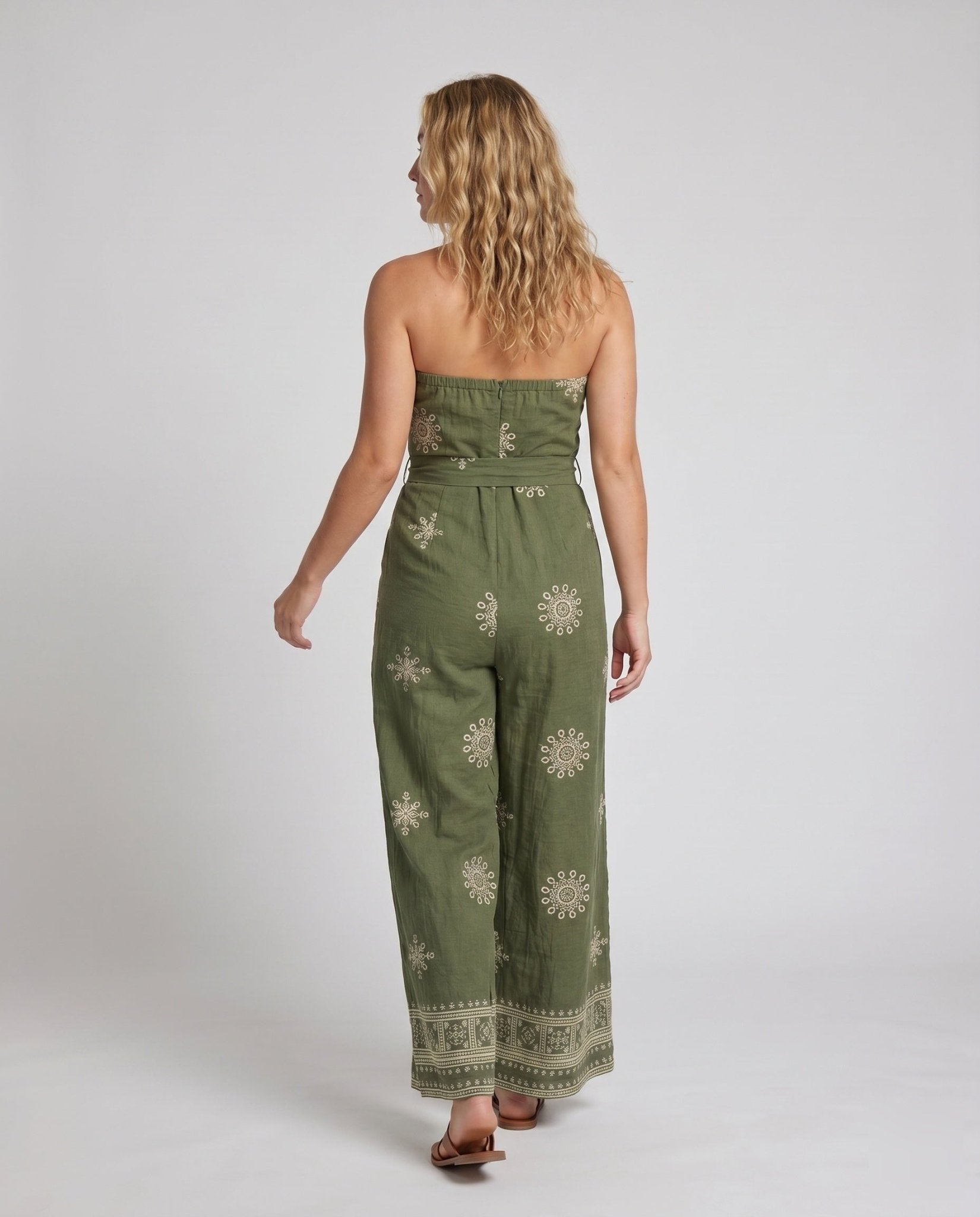 Women’s jumpsuit with off-the-shoulder design and wide leg - Chichicherry