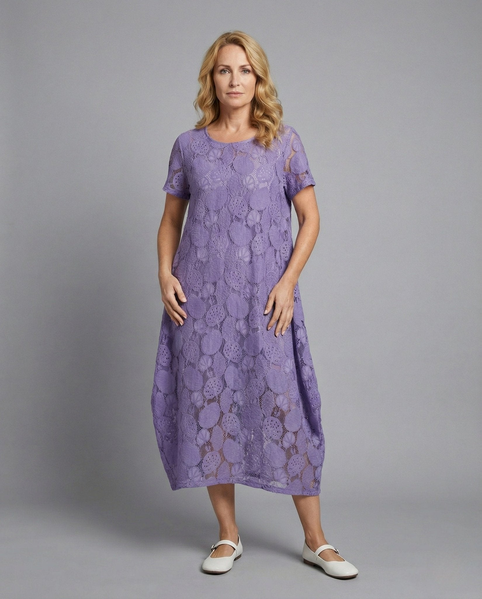 Women's Lace Maxi Dress with Round Neckline - Chichicherry