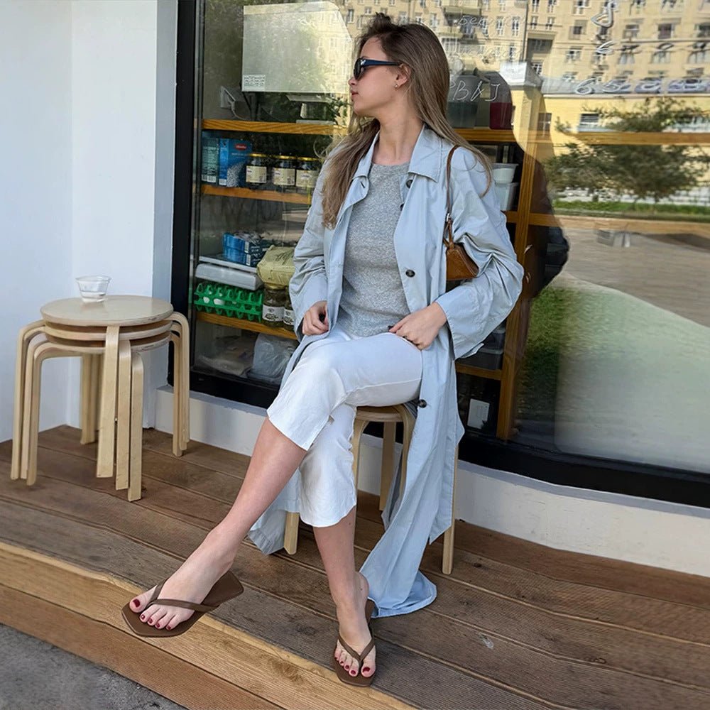 Women's Lightweight Long Trench Coat Made from Technical Material with Concealed Button Placket and Loose Fit Chichicherry - Chichicherry