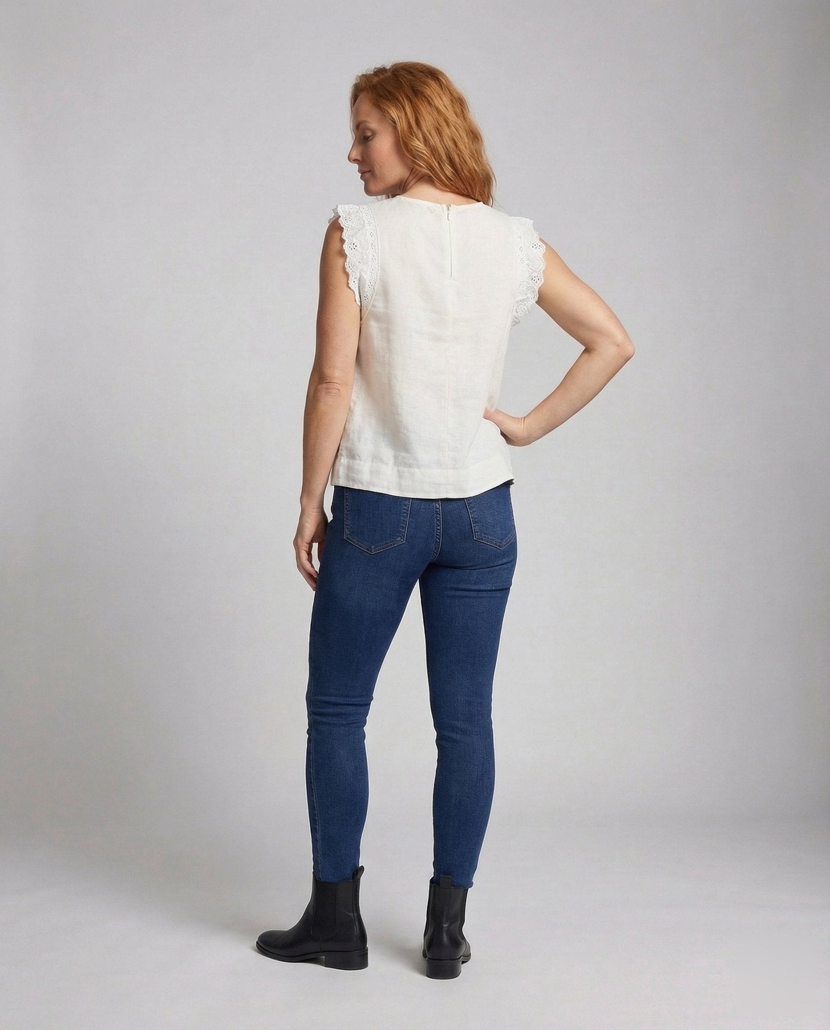 Women's Linen Blend Top with Cat Print - Chichicherry