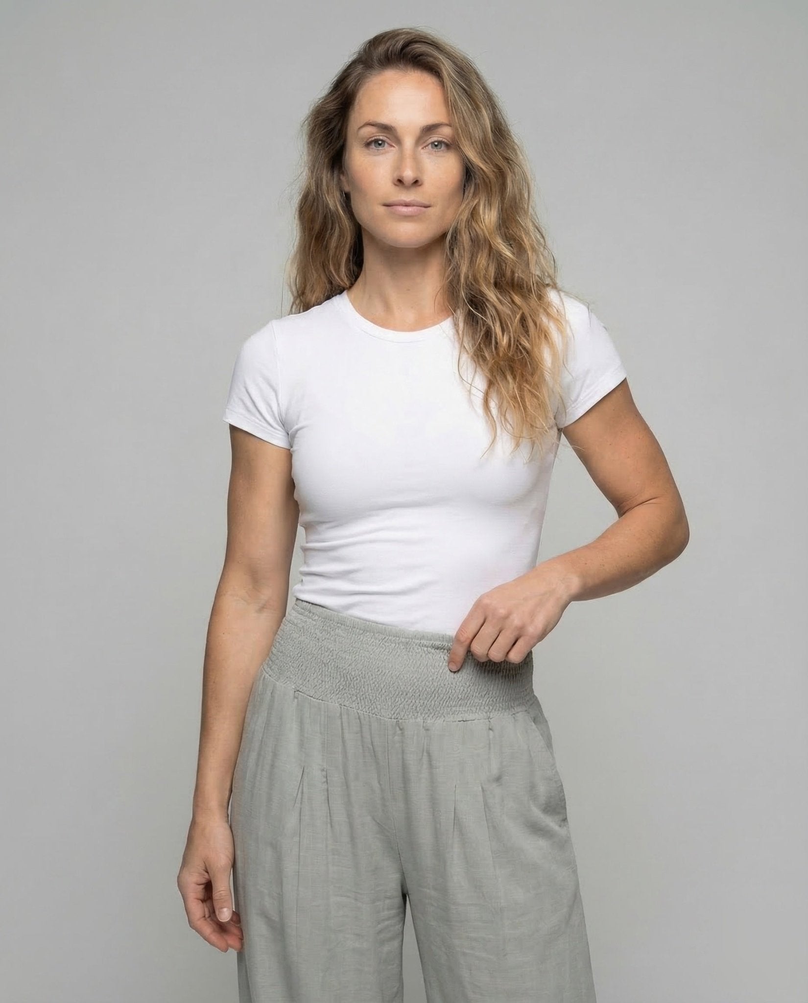 Women's Linen Palazzo Pants with Smocked Waistband - Chichicherry