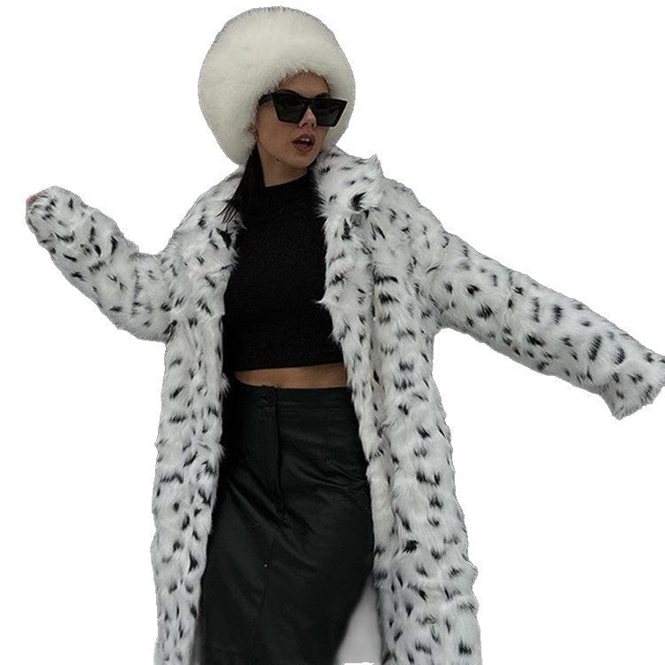 Women's Long Coat made of Faux Fur with Dalmatian Look and Hood Chichicherry - Chichicherry