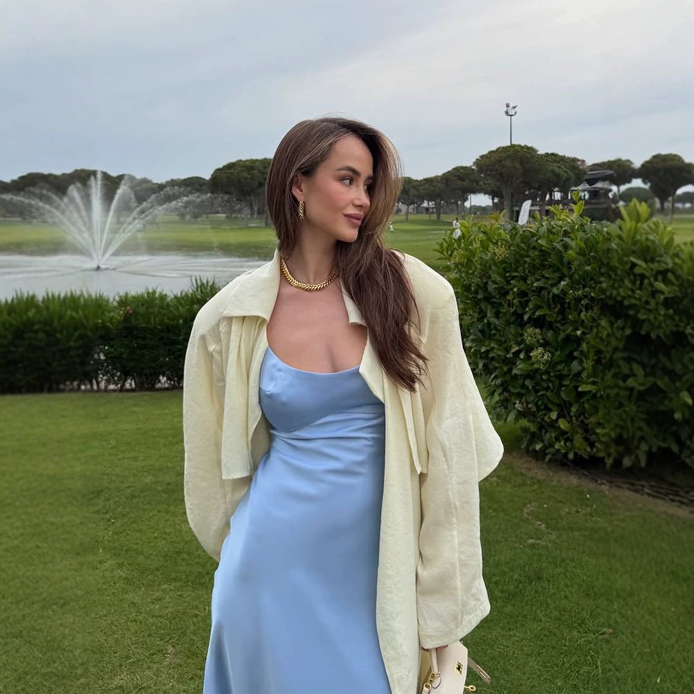 Women's long light trench coat with cape detail and wide fall Chichicherry - Chichicherry