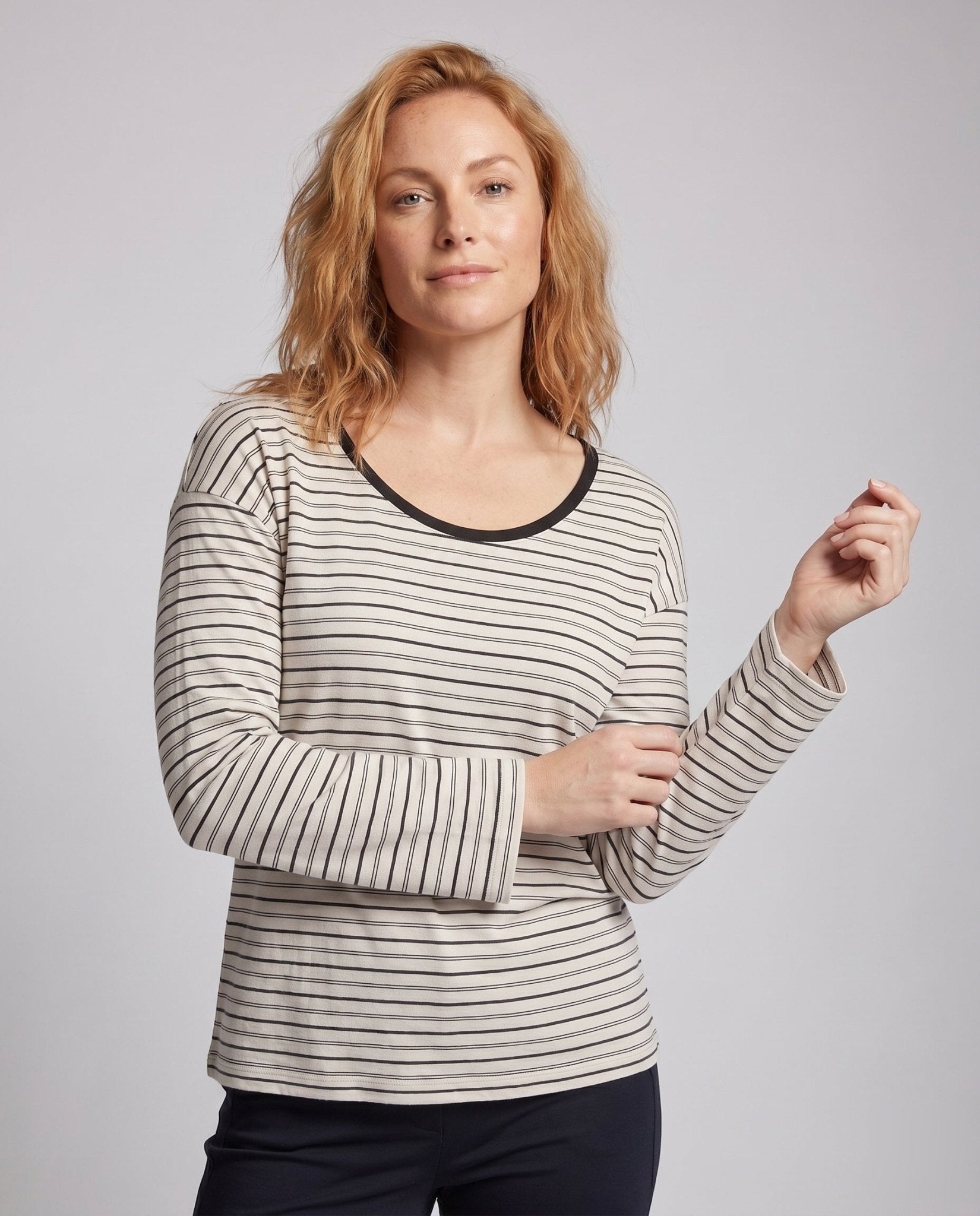 Women's long sleeve shirt with stylish stripes and deep round neck - Chichicherry