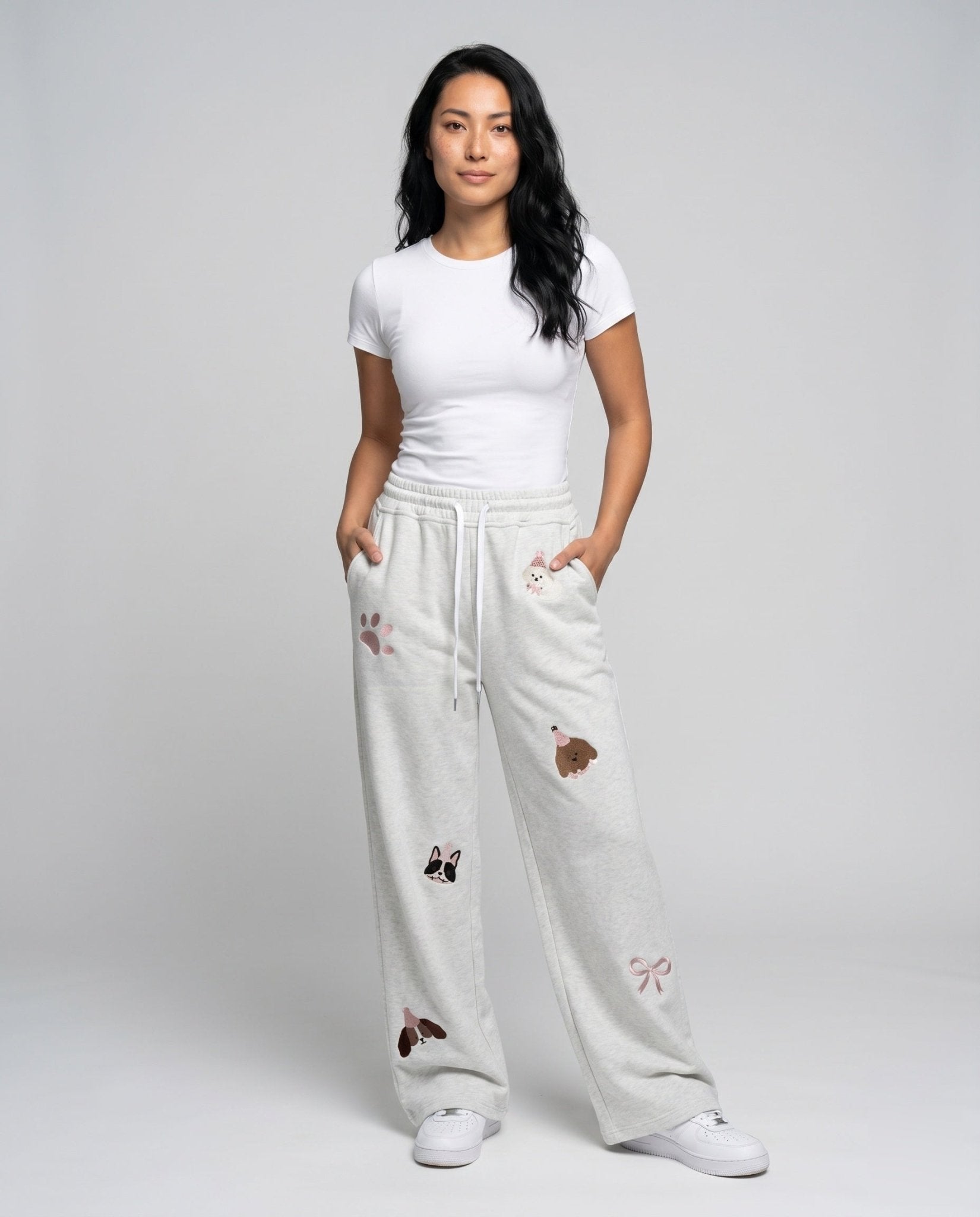 Women's loose casual pants with playful animal patterns - Chichicherry