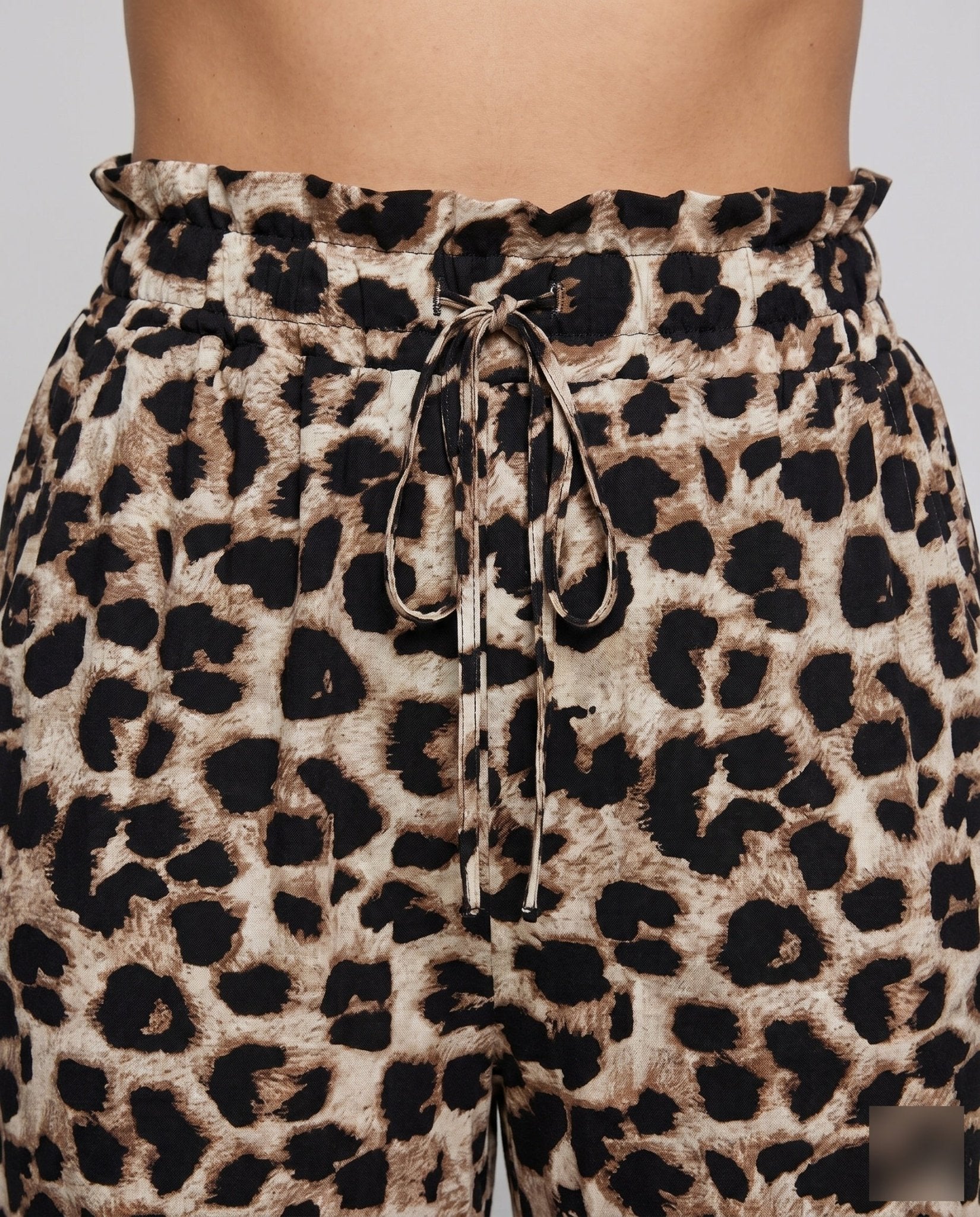 Women's loose leopard print leisure pants - Chichicherry