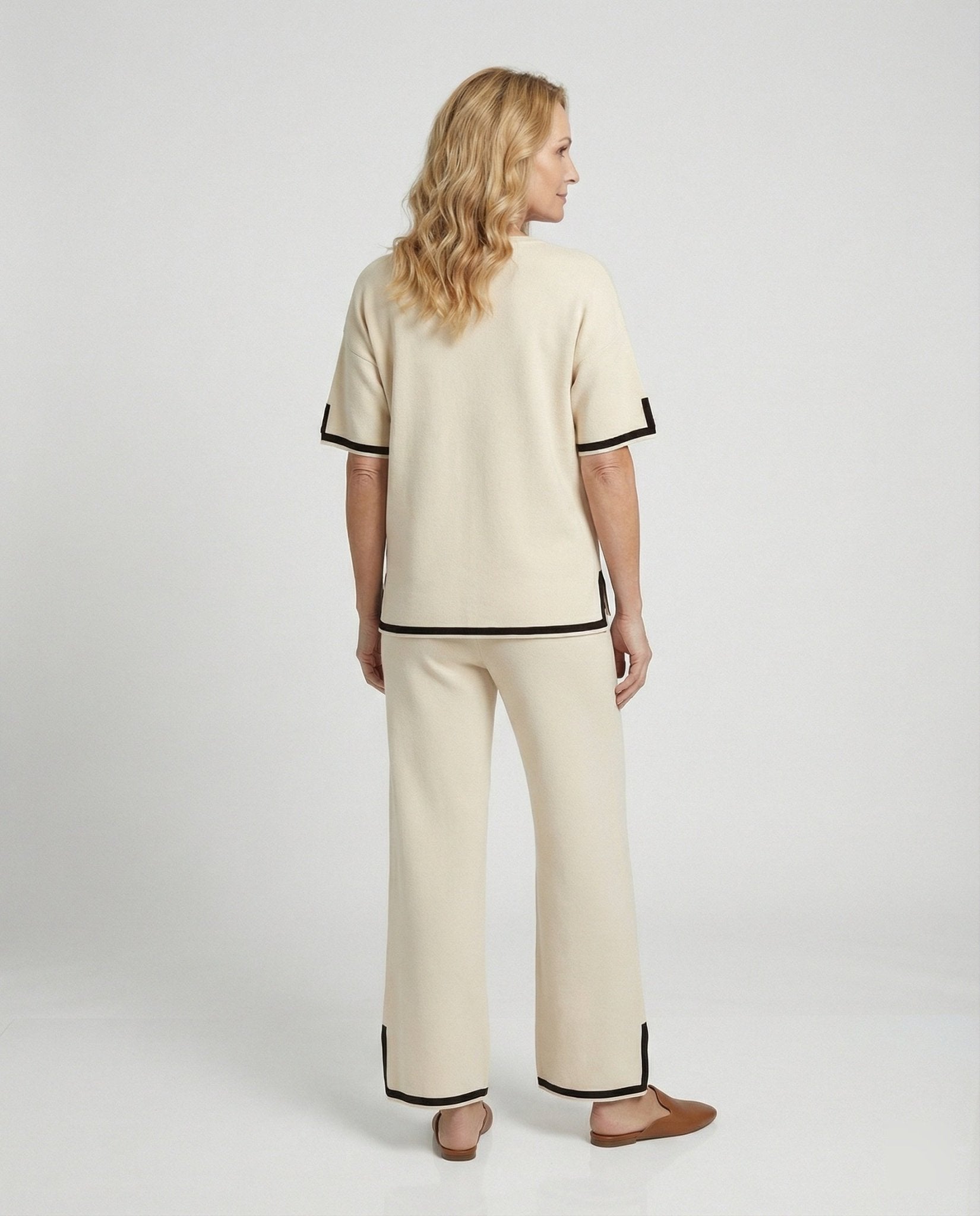 Women’s Lounge Suit with Vintage Inspiration - Chichicherry