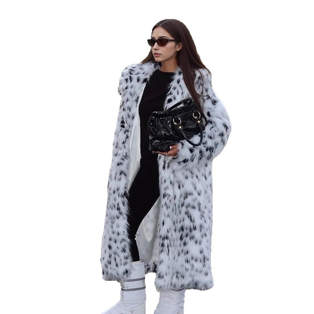 Women's luxurious long plush faux fur coat with opulent fur collar and speckled design Chichicherry - Chichicherry