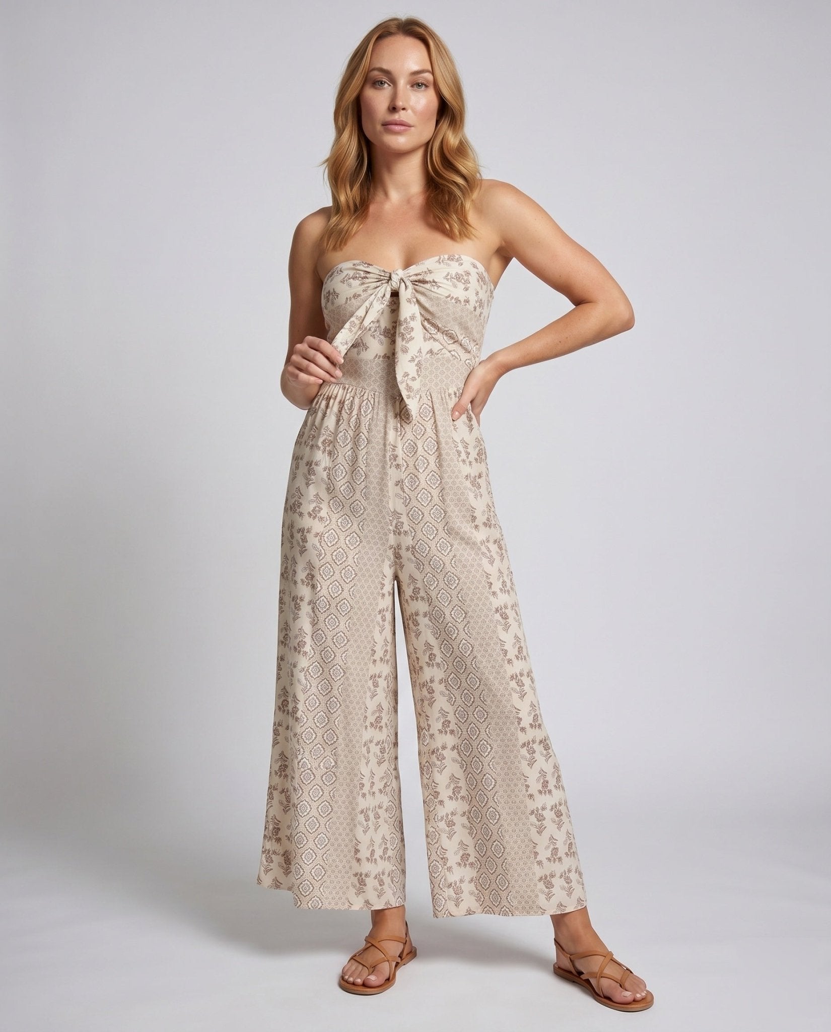Women’s maxi dress with casual bandeau neckline and floral design - Chichicherry