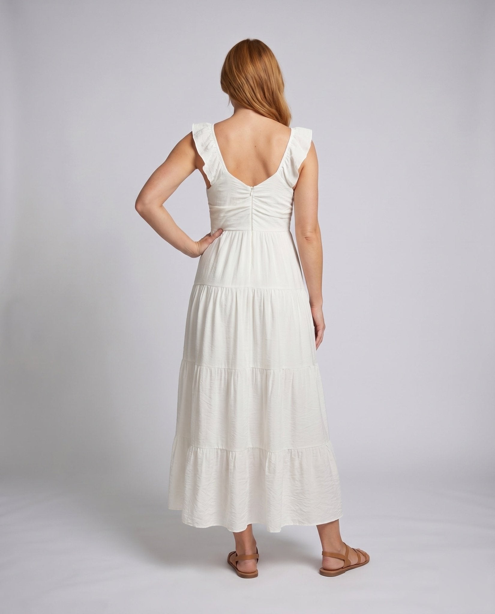 Women’s maxi dress with casual V-neck and voluminous skirt - Chichicherry